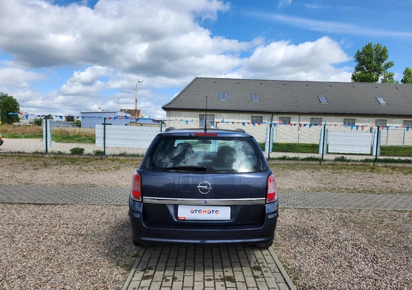 Opel Astra cena 15900 przebieg: 212506, rok produkcji 2009 z Piła małe 379